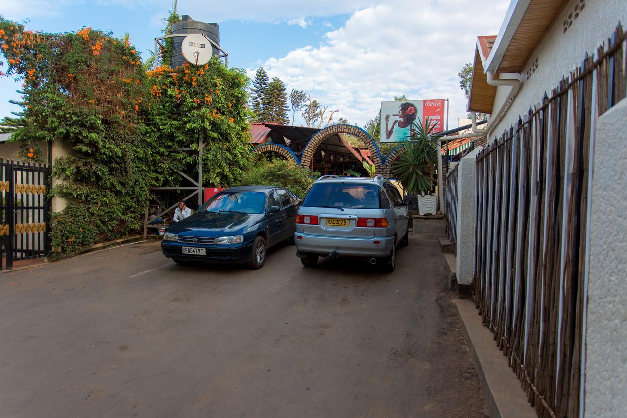 City Valley Motel Kigali Exterior photo